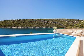 Villa Sine