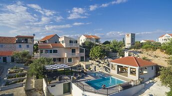 Villa Boulder