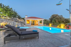 Villa Boulder