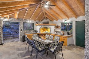 Villa Boulder