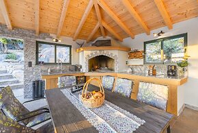 Villa Boulder