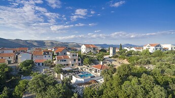 Villa Boulder