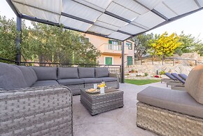 Villa Boulder