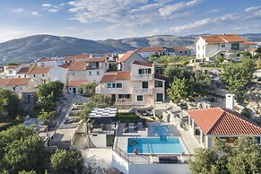Villa Boulder