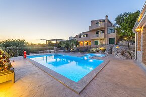 Villa Boulder