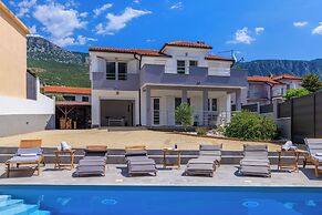 Villa Ruza