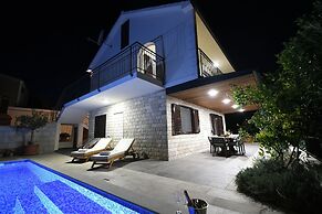 Villa Alka
