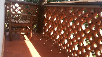 Romu Garden Hotel