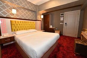 Sea Moon Hotel