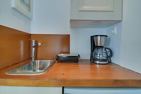 AthiNN Residence