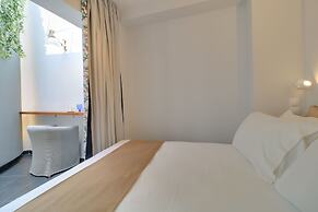 AthiNN Residence