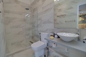 AthiNN Residence