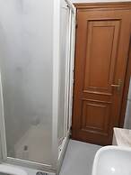 B&B 32
