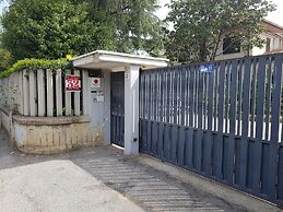 B&B 32