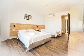 Porta Trakis Hotel