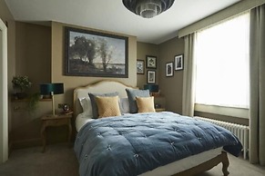 Broadstreet Townhouse