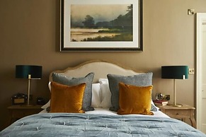 Broadstreet Townhouse