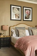 Broadstreet Townhouse