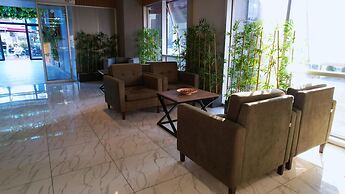 Atacity Hotel