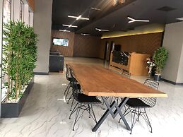 Atacity Hotel