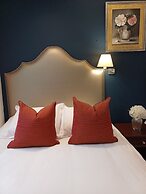 Ana Frank Boutique Hotel