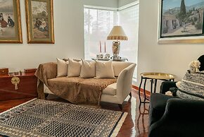 Ana Frank Boutique Hotel