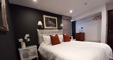 Ana Frank Boutique Hotel