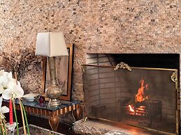 Ana Frank Boutique Hotel