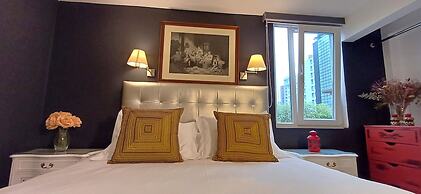 Ana Frank Boutique Hotel