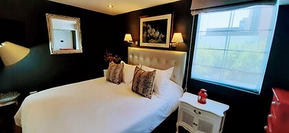 Ana Frank Boutique Hotel