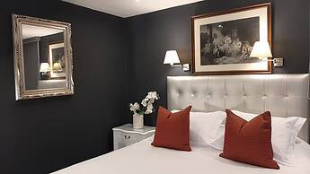 Ana Frank Boutique Hotel