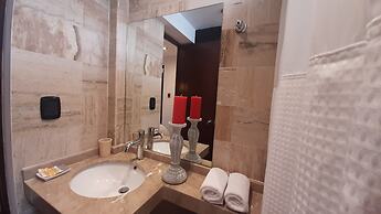 Ana Frank Boutique Hotel