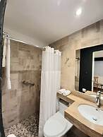 Ana Frank Boutique Hotel