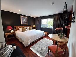 Ana Frank Boutique Hotel
