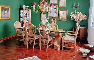 Ana Frank Boutique Hotel