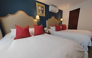 Ana Frank Boutique Hotel