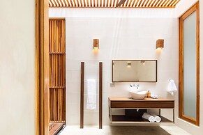 Villa Akoya