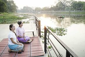 Nantra Chiangmai Riverfront Hotel