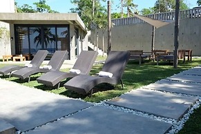 Veue Beach Cabins