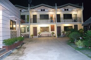 Yoo C Apartment
