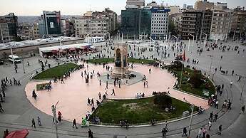 Sanat Hostel Taksim