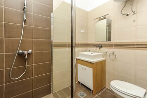 Jovan Apartments
