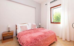 Apartments Ljiljana