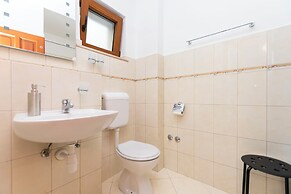Apartments Ljiljana