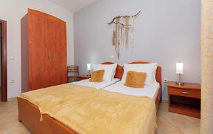 Apartments Ljiljana