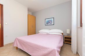 Apartments Ljiljana