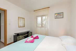 Apartments Josip