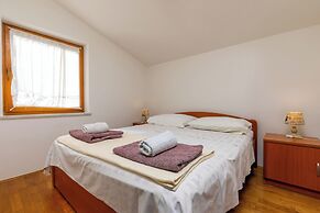 Apartments Josip