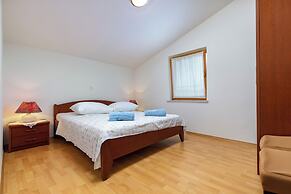 Apartments Josip