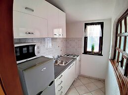Apartments Zrinka